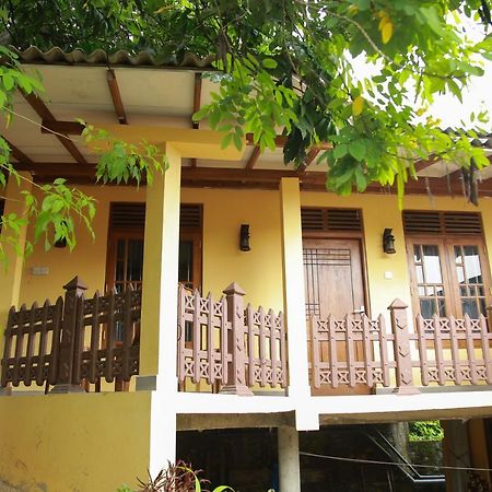 Guruge Guest House Ahangama Εξωτερικό φωτογραφία