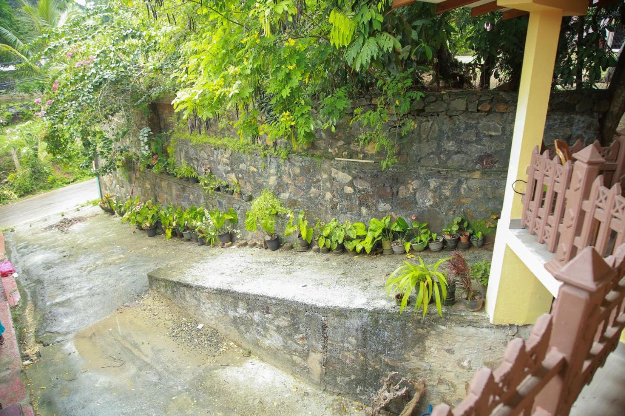 Guruge Guest House Ahangama Εξωτερικό φωτογραφία